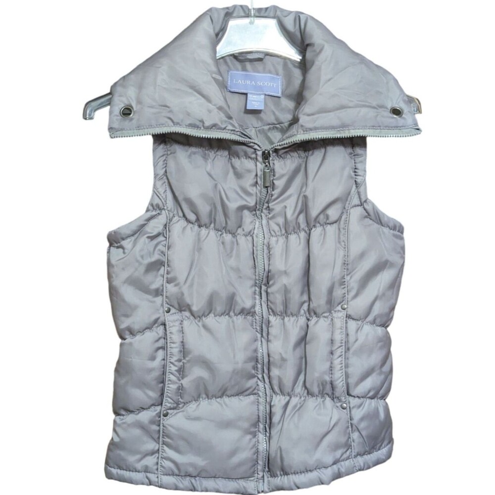 Laura Scott Puffer Vest Size Medium Outerwear Silver Gray Wide Collar Button Up